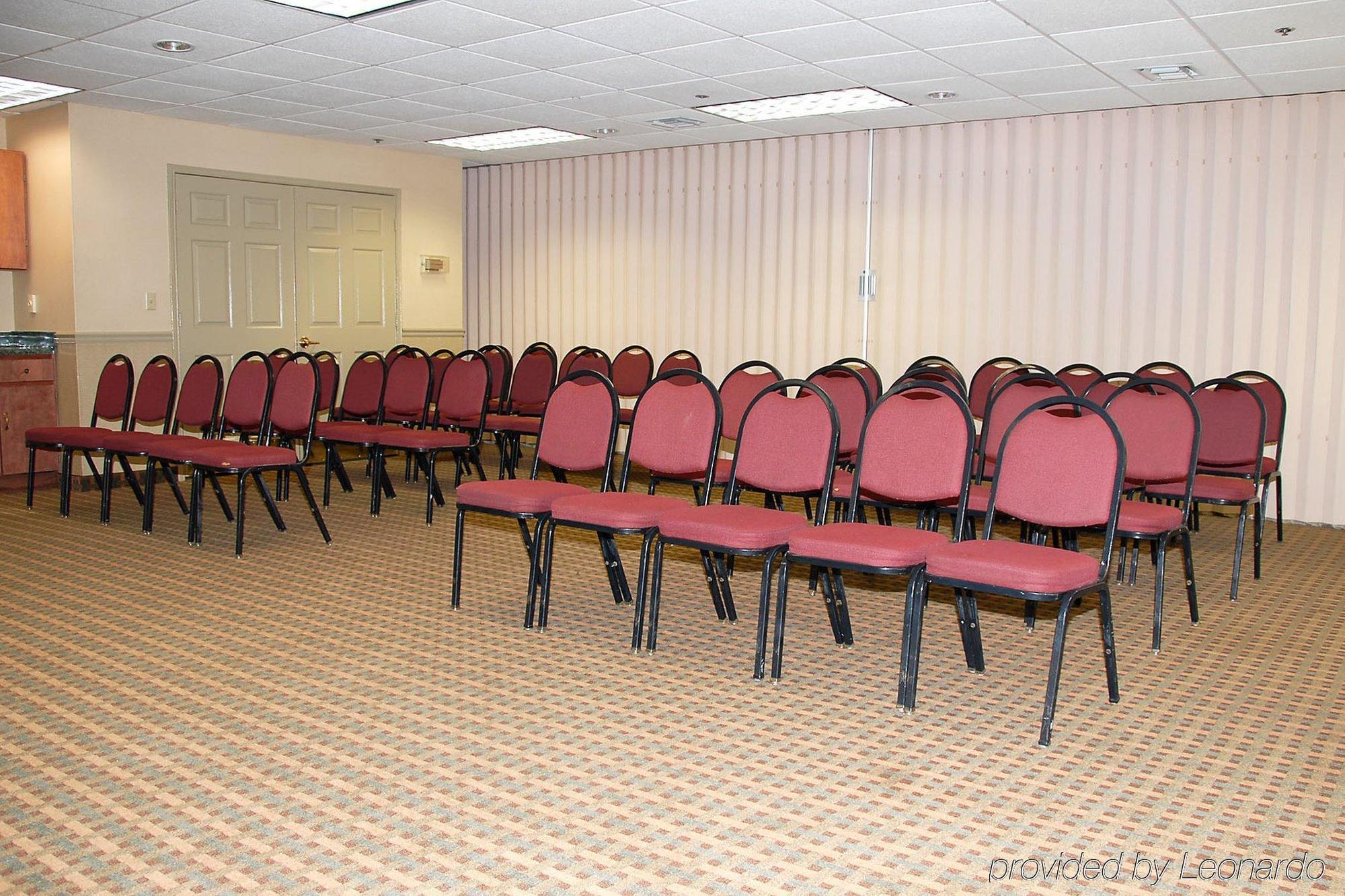 Holiday Inn Express & Suites Birmingham South - Pelham By Ihg Dış mekan fotoğraf