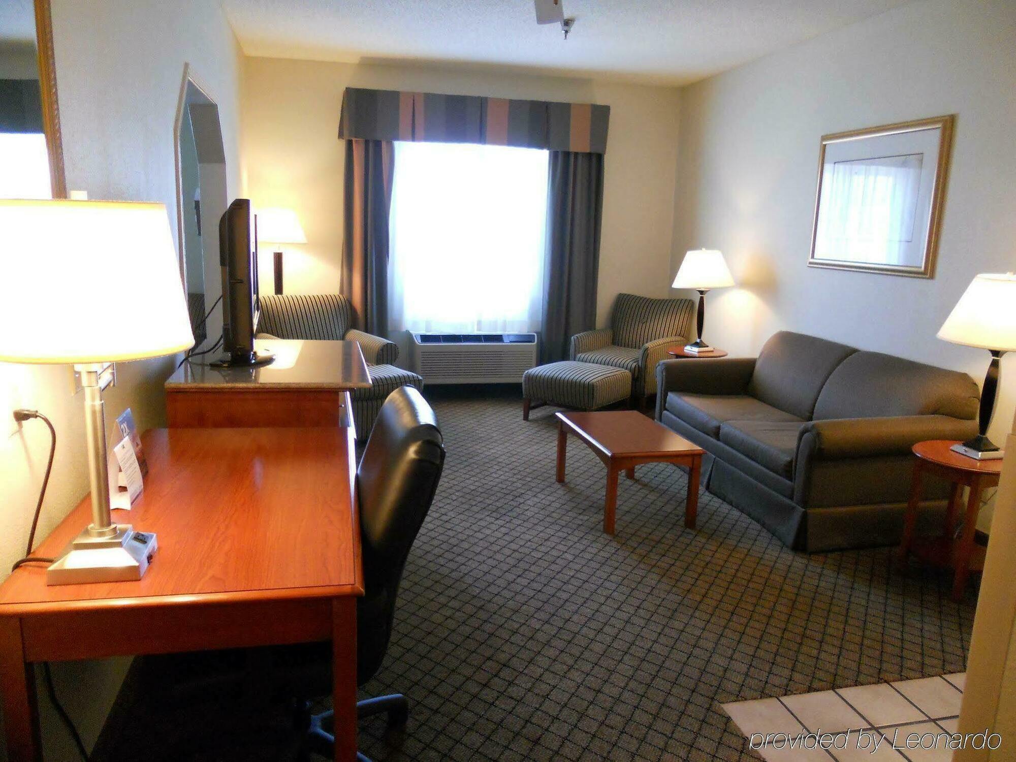 Holiday Inn Express & Suites Birmingham South - Pelham By Ihg Dış mekan fotoğraf