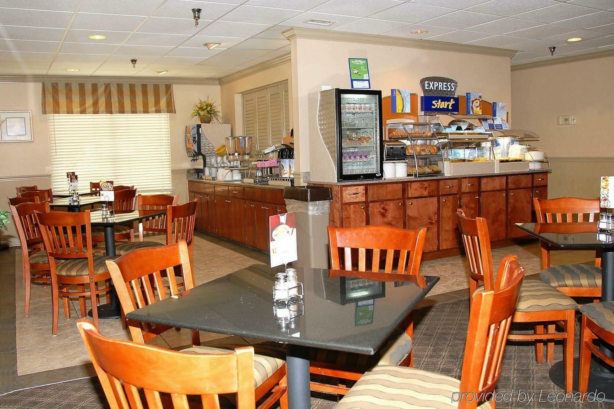 Holiday Inn Express & Suites Birmingham South - Pelham By Ihg Dış mekan fotoğraf
